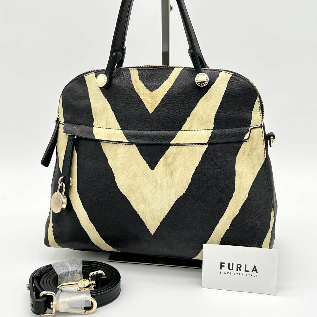 FURLA - 【美品】FURLA PIPER ハンドバッグ 2way ハーフムーン FURLA - 【美品】FURLA PIPER ハンドバッグ 2way ハーフムーン