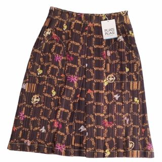 PLEATS PLEASE ISSEY MIYAKE(ひざ丈スカート)のフリマアイテム一覧 PLEATS PLEASE ISSEY MIYAKE(ひざ丈スカート)のフリマアイテム一覧