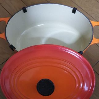 LE CREUSET - ルクルーゼ マルミット シュガーピンク 22cm 両手 LE CREUSET - ルクルーゼ マルミット シュガーピンク 22cm 両手