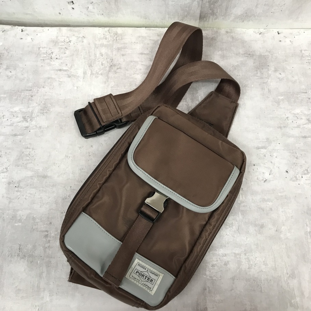 PORTER - SAC’S BAR PORTER STORM スリングバッグ ワンショルダー ボディバッグ ブラウン コラボ ストーム【C0142-004】