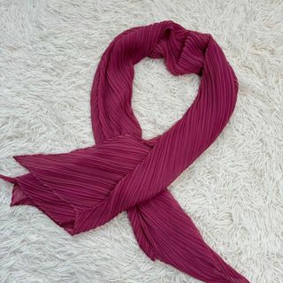 PLEATS PLEASE ISSEY MIYAKE(ストール/パシュミナ)のフリマ PLEATS PLEASE ISSEY MIYAKE(ストール/パシュミナ)のフリマ