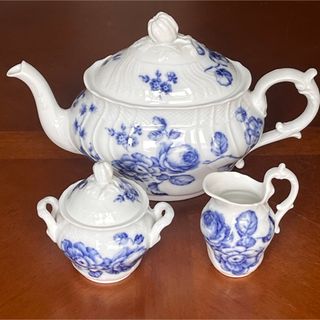 Richard Ginori(ブルー・ネイビー/青色系)のフリマアイテム一覧 Richard Ginori(ブルー・ネイビー/青色系)のフリマアイテム一覧