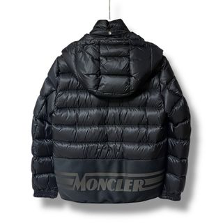 MONCLER(ジャケット/アウター)のフリマアイテム一覧 MONCLER(ジャケット/アウター)のフリマアイテム一覧