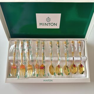 MINTON - ミントン ハドンホール ティーカップ&ソーサー 花柄 MINTON - ミントン ハドンホール ティーカップ&ソーサー 花柄