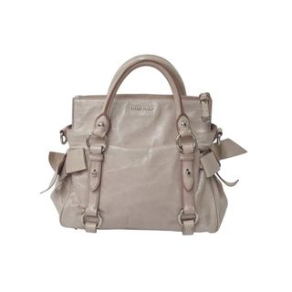 MIU MIU(シルバー/銀色系)のフリマアイテム一覧 MIU MIU(シルバー/銀色系)のフリマアイテム一覧