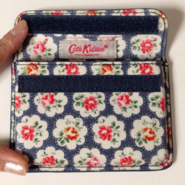 Cath Kidston(キャスキッドソン)のキャスキッドソン パスケース レディースのファッション小物(名刺入れ/定期入れ)の商品写真