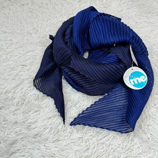 ISSEY MIYAKE - ミー イッセイミヤケ フラワーパターンプリーツ ISSEY MIYAKE - ミー イッセイミヤケ フラワーパターンプリーツ