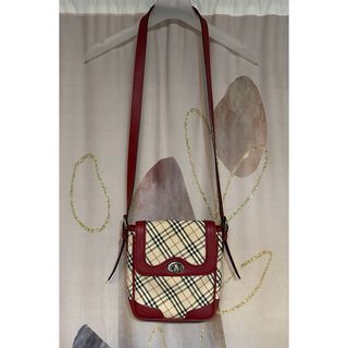 BURBERRY(ショルダーバッグ ・ レッド/赤色系)のフリマ BURBERRY(ショルダーバッグ ・ レッド/赤色系)のフリマ