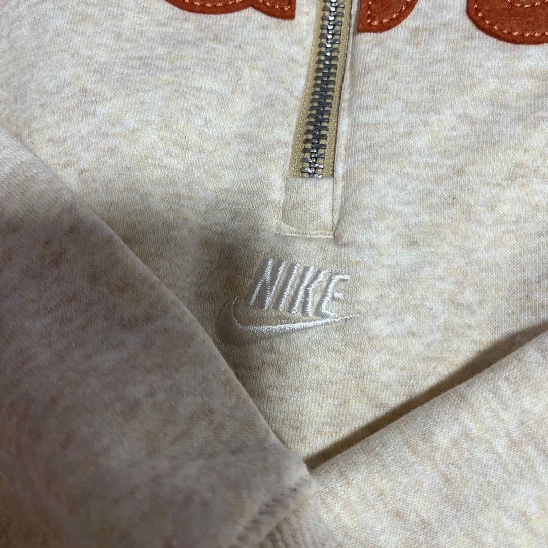 NIKE(ナイキ)のNIKE アウター レディースのトップス(トレーナー/スウェット)の商品写真