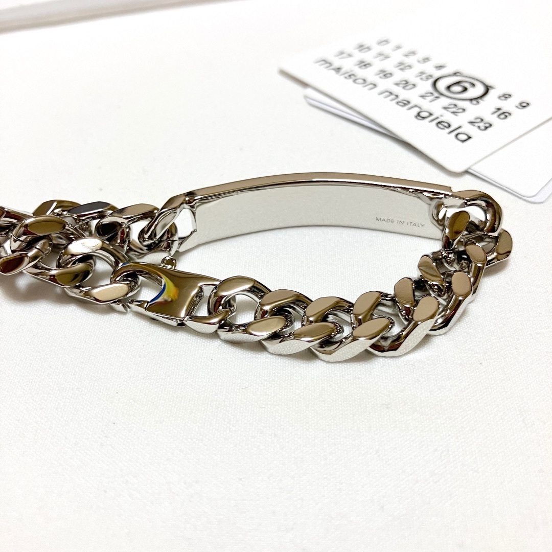 お得セット MM6 - 新品 6 25ss マルジェラ MM6 アノニマスロゴブレスレット アクセサリー