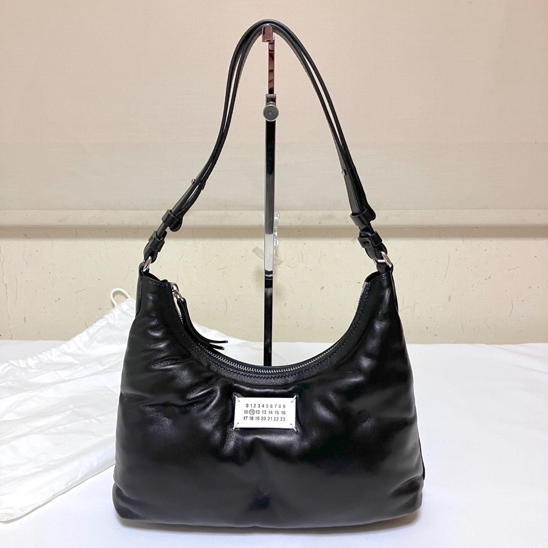 新品 定価27.39万 マルジェラ24aw ホーボーショルダーバッグ 17412 新品 定価27.39万 マルジェラ24aw ホーボーショルダーバッグ 17412