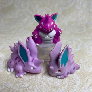 ニドラン ぬいぐるみのフリマアイテム一覧 ニドラン ぬいぐるみのフリマアイテム一覧