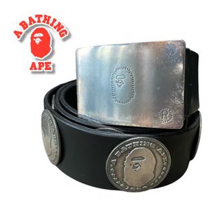 A BATHING APE - 廃盤【BAPE】LOGOコイン レザー ベルトの通販 A BATHING APE - 廃盤【BAPE】LOGOコイン レザー ベルトの通販