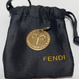 FENDI(チャーム)のフリマアイテム一覧 FENDI(チャーム)のフリマアイテム一覧