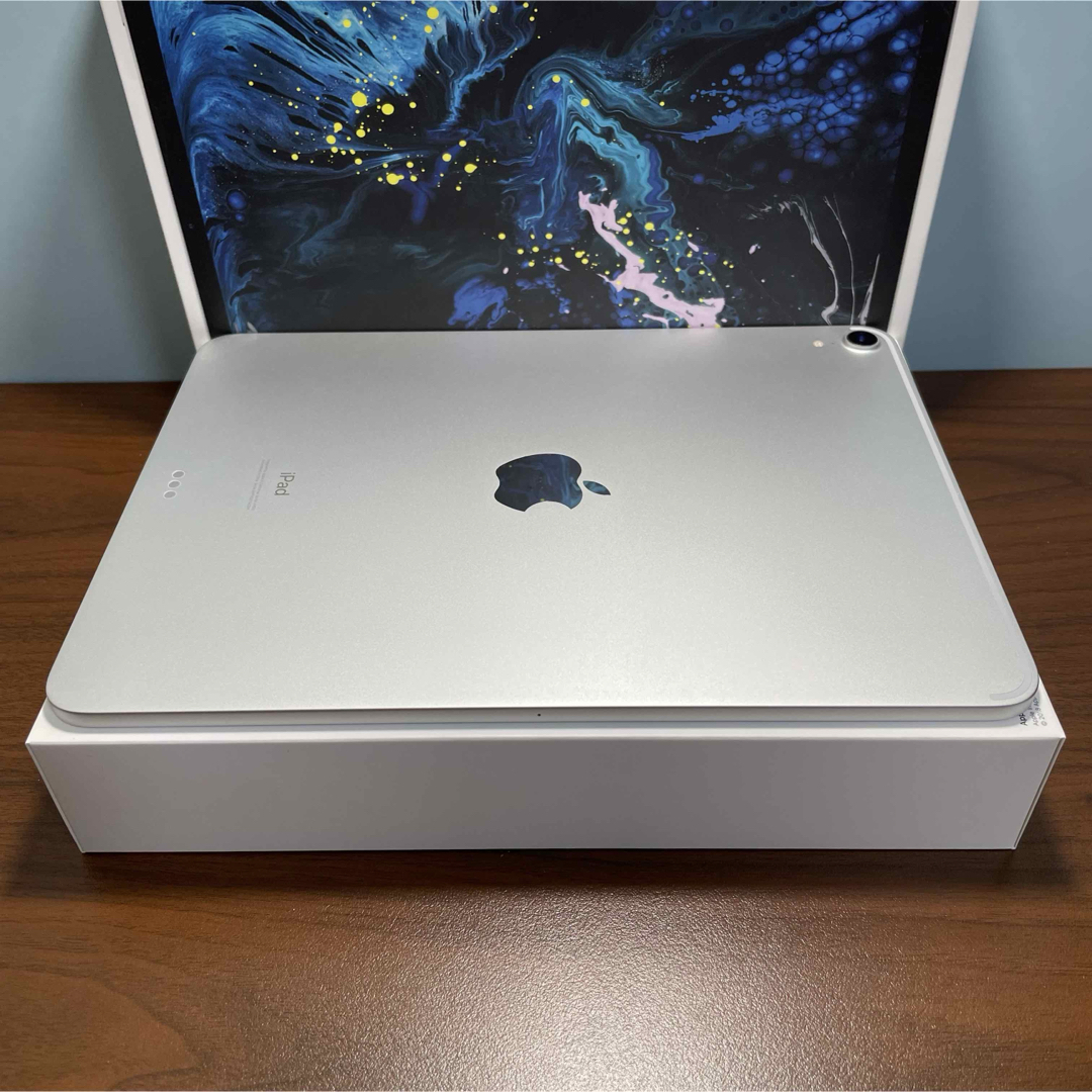 Apple - (美品) iPad Pro 11インチ 第ー世代 64GB キーボード Apple - (美品) iPad Pro 11インチ 第ー世代 64GB キーボード