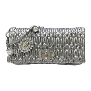MIU MIU(シルバー/銀色系)のフリマアイテム一覧 MIU MIU(シルバー/銀色系)のフリマアイテム一覧
