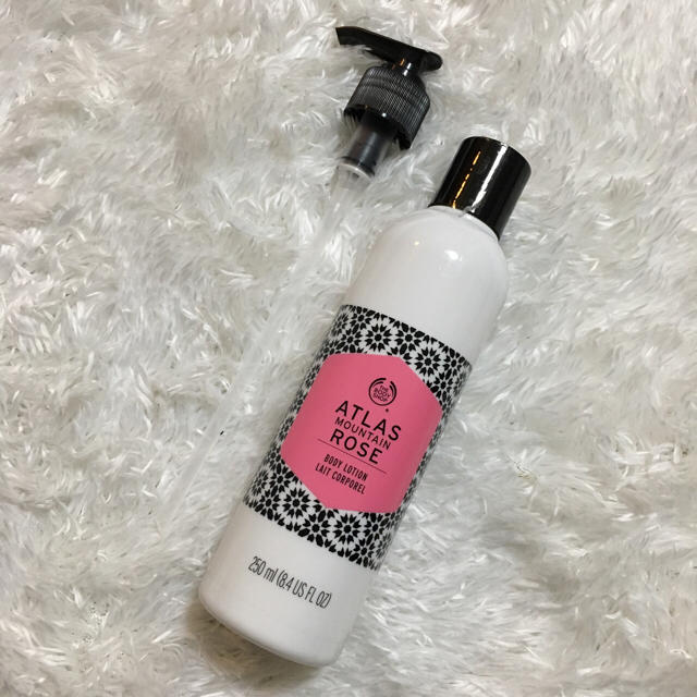 THE BODY SHOP(ザボディショップ)のボディショ♡未使用アトラスマウンテンローズボディローション コスメ/美容のボディケア(ボディローション/ミルク)の商品写真