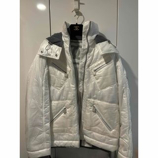 CHANEL(ダウンジャケット)のフリマアイテム一覧 CHANEL(ダウンジャケット)のフリマアイテム一覧