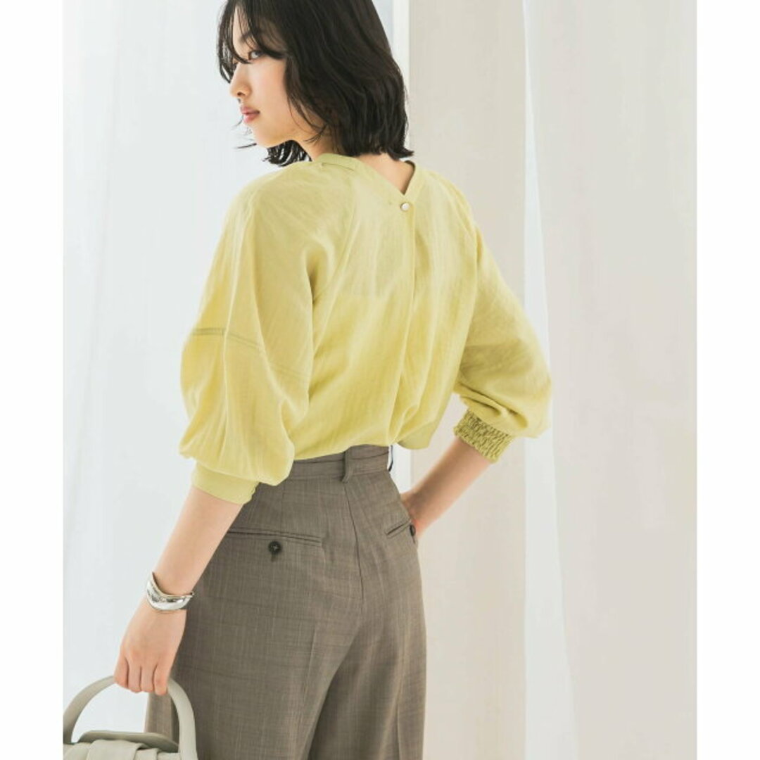 URBAN RESEARCH ROSSO(アーバンリサーチロッソ)の【YELLOW】2WAYギャザースリーブブラウス レディースのトップス(シャツ/ブラウス(長袖/七分))の商品写真
