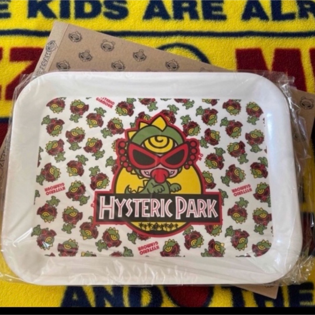 HYSTERIC MINI(ヒステリックミニ)の② 新品 ヒスミニ ミニラ トレー キッズ/ベビー/マタニティの授乳/お食事用品(プレート/茶碗)の商品写真