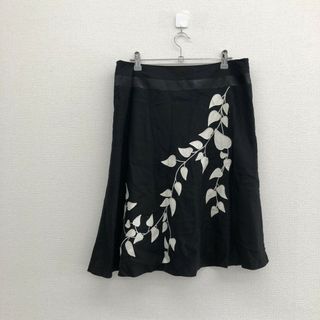 【MINT BREEZE】ミントブリーズ　黒系白柄あり　80－104　フレアスカート　フラワーデザイン(その他)
