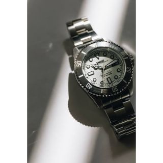 VAGUE WATCH CO. - everyone Time Traveler by VAGUE WATCH COの VAGUE WATCH CO. - everyone Time Traveler by VAGUE WATCH COの