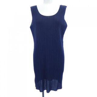 PLEATS PLEASE ISSEY MIYAKE(ワンピース ・ ブルー・ネイビー PLEATS PLEASE ISSEY MIYAKE(ワンピース ・ ブルー・ネイビー