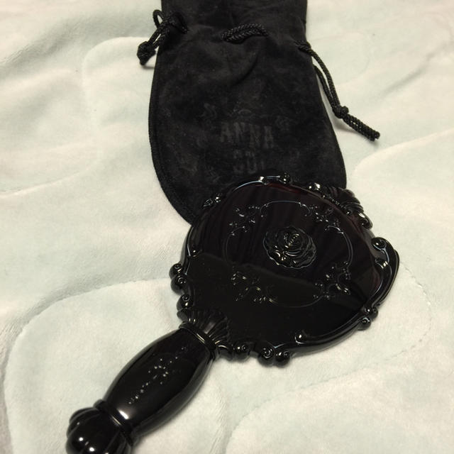 ANNA SUI(アナスイ)のアナスイ ANNA SUI 手鏡 ミラー ブラック 黒 コスメ/美容のコスメ/美容 その他(その他)の商品写真