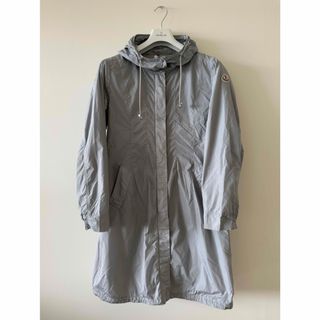 MONCLER(無地 ・ ナイロンジャケット)のフリマアイテム一覧 MONCLER(無地 ・ ナイロンジャケット)のフリマアイテム一覧