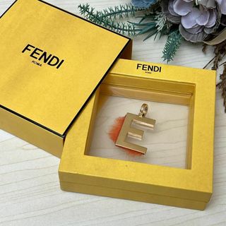FENDI(チャーム)のフリマアイテム一覧 FENDI(チャーム)のフリマアイテム一覧