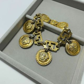 VERSACE(ブレスレット/バングル)のフリマアイテム一覧 VERSACE(ブレスレット/バングル)のフリマアイテム一覧
