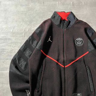 NIKE(ナイロンジャケット ・ オレンジ/橙色系)のフリマ NIKE(ナイロンジャケット ・ オレンジ/橙色系)のフリマ