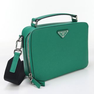 PRADA(バッグ ・ グリーン・カーキ/緑色系)のフリマアイテム一覧 PRADA(バッグ ・ グリーン・カーキ/緑色系)のフリマアイテム一覧