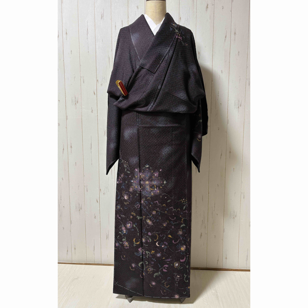 未使用 前田仁仙 総汕頭刺繍の訪問着 m2760 未使用 前田仁仙 総汕頭刺繍の訪問着 m2760