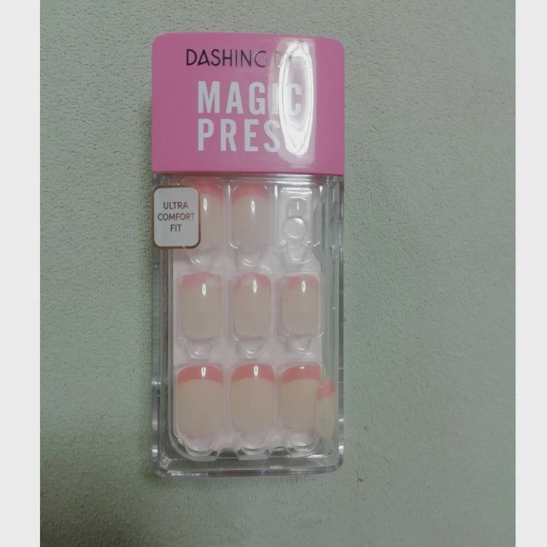 DASHING DIVA(ダッシングディバ)のダッシングディバ マジックプレス コスメ/美容のネイル(つけ爪/ネイルチップ)の商品写真