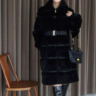 ROYAL PARTY(毛皮/ファーコート)のフリマアイテム一覧 ROYAL PARTY(毛皮/ファーコート)のフリマアイテム一覧