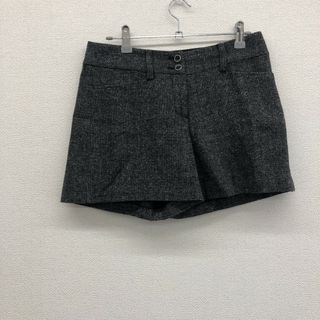 【NATURAL BEAUTY BASIC】ナチュラルビューティーベーシック　灰色系　M　ショートパンツ　無地　シンプル(ショートパンツ)