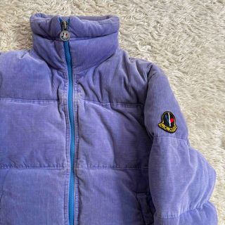 MONCLER(ダウンジャケット ・ パープル/紫色系)のフリマ MONCLER(ダウンジャケット ・ パープル/紫色系)のフリマ