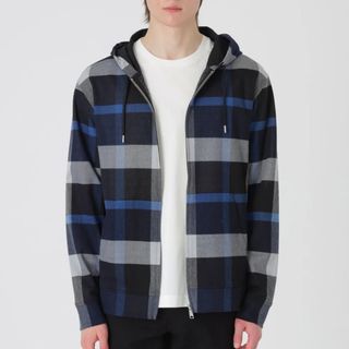 BLACK LABEL CRESTBRIDGE(パーカー)のフリマアイテム一覧 BLACK LABEL CRESTBRIDGE(パーカー)のフリマアイテム一覧