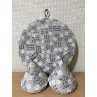 ストウブ(STAUB)のストウブ　ル・クルーゼ　24センチ鍋敷　三角鍋つかみ　セット　バーミキュラ　北欧(収納/キッチン雑貨)