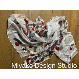 ISSEY MIYAKE(バンダナ/スカーフ)のフリマアイテム一覧 ISSEY MIYAKE(バンダナ/スカーフ)のフリマアイテム一覧