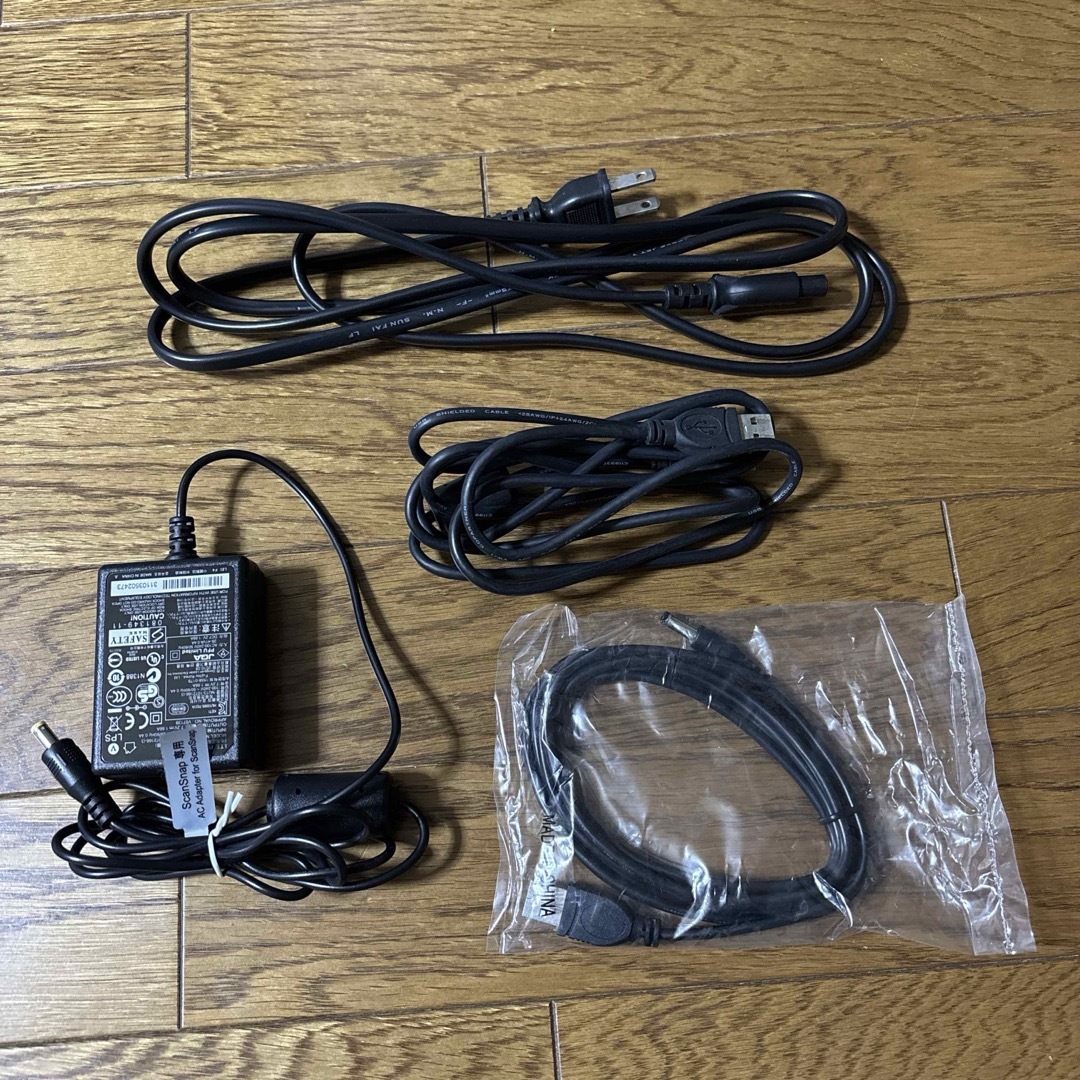 富士通(フジツウ)の富士通 スキャナーケーブル スマホ/家電/カメラのPC/タブレット(PC周辺機器)の商品写真