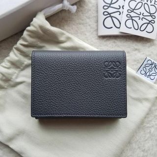 LOEWE - LOEWE ロエベ スリム コンパクトウォレット オニキス LOEWE - LOEWE ロエベ スリム コンパクトウォレット オニキス