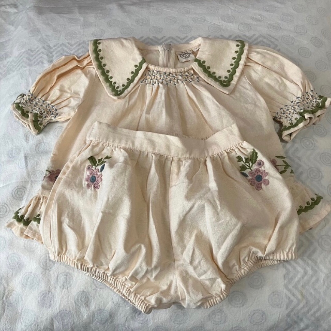 Caramel baby&child (キャラメルベビー&チャイルド)のapolina kids Betsy set Shell 3-5y キッズ/ベビー/マタニティのキッズ服女の子用(90cm~)(その他)の商品写真