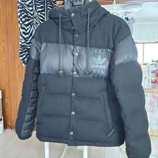 adidas - adidas ダウンジャケット 90年代 90s 80s 万国旗タグの adidas - adidas ダウンジャケット 90年代 90s 80s 万国旗タグの