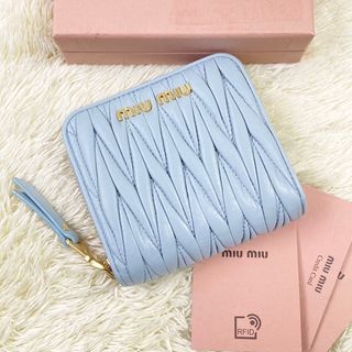 MIU MIU(財布)のフリマアイテム一覧 MIU MIU(財布)のフリマアイテム一覧