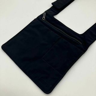 MIU MIU(ショルダーバッグ)のフリマアイテム一覧 MIU MIU(ショルダーバッグ)のフリマアイテム一覧