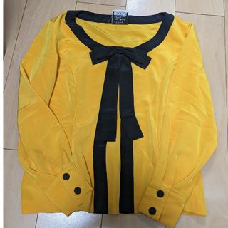 MOSCHINO(シャツ/ブラウス(長袖/七分))のフリマアイテム一覧 MOSCHINO(シャツ/ブラウス(長袖/七分))のフリマアイテム一覧