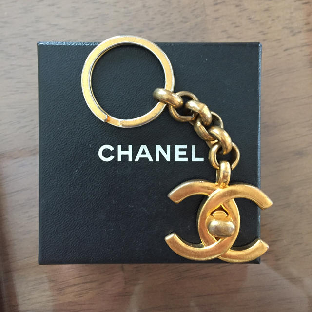 CHANEL(シャネル)の96P 正規品 CHANEL キーホルダ– レディースのファッション小物(キーホルダー)の商品写真