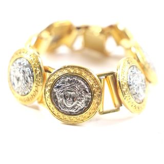 Gianni Versace(アクセサリー)のフリマアイテム一覧 Gianni Versace(アクセサリー)のフリマアイテム一覧